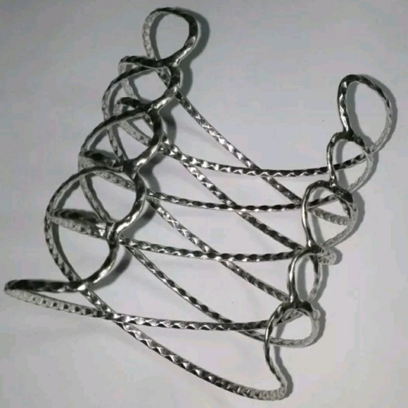 AVON MARK BURNISHED SILVERTONE CUFF BRACELET - Picture 3 of 4